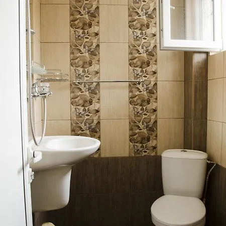 дом колеви 3*