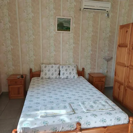 дом колеви 3*